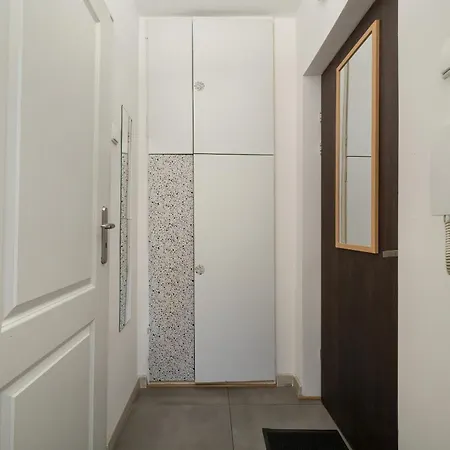 Studio Sloneczny Rynek Blisko Starego Miasta We Wroclawiu By Rent Like * ורוצלב